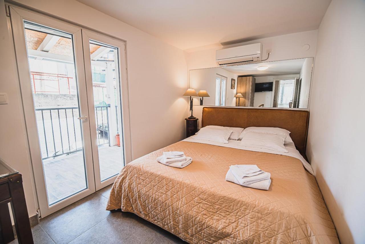 Downtown Luxury Apartments With Hot Tub Vodice Exterior photo