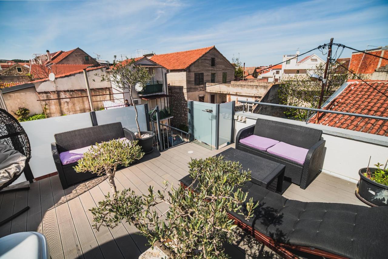 Downtown Luxury Apartments With Hot Tub Vodice Exterior photo