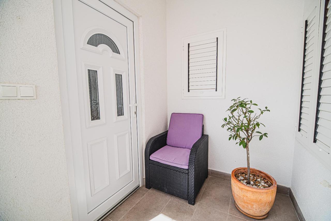 Downtown Luxury Apartments With Hot Tub Vodice Exterior photo